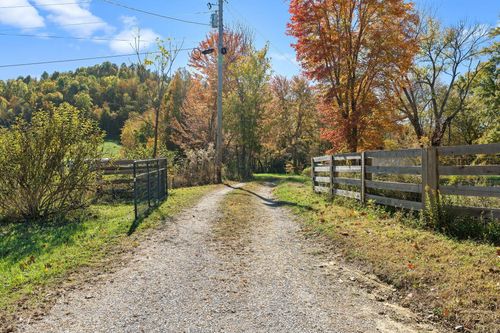 400 Becraft Spur Rd, Means, KY, 40346-9010 | Card Image