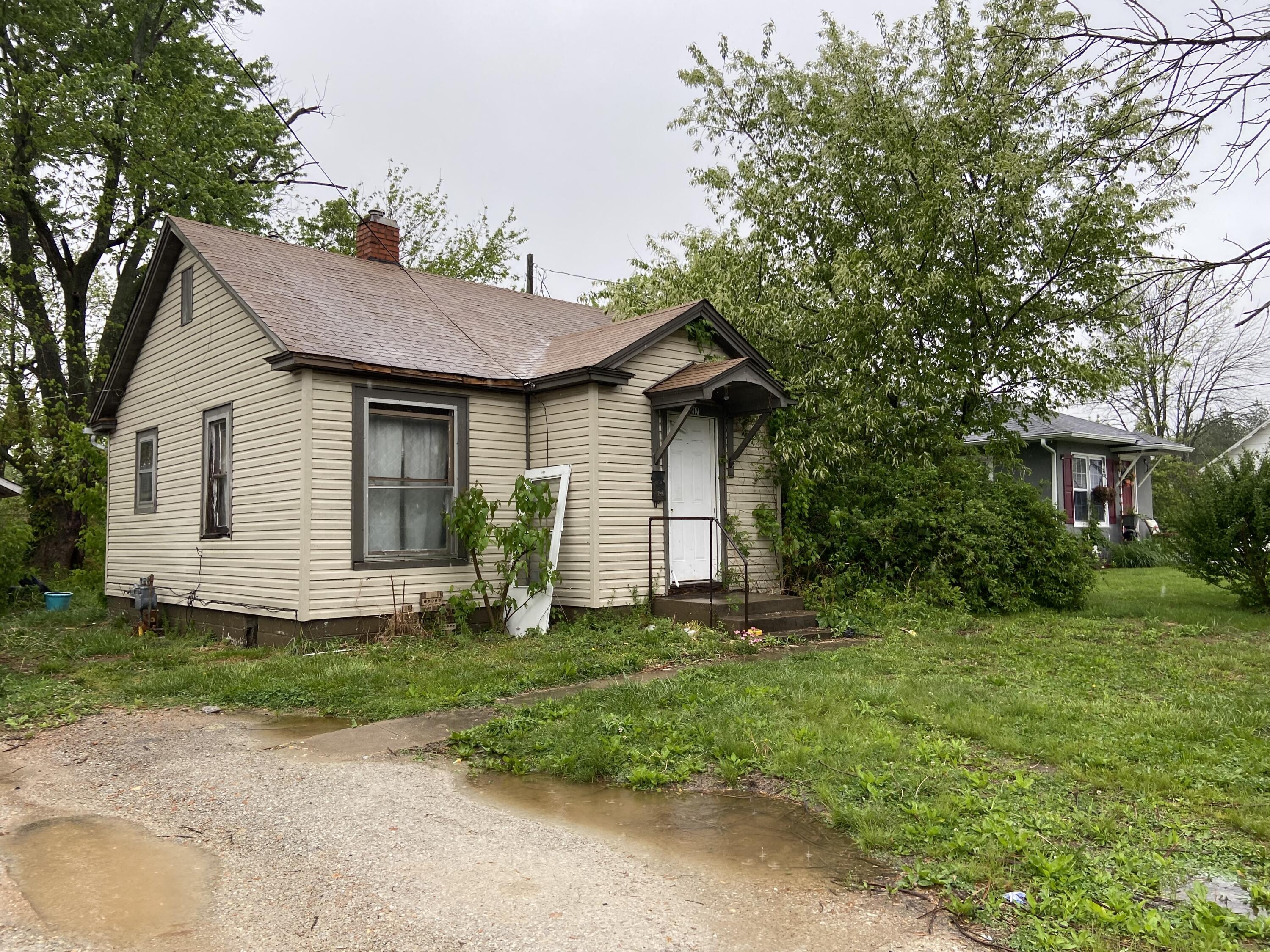 High St, Mountain Grove, MO 65711