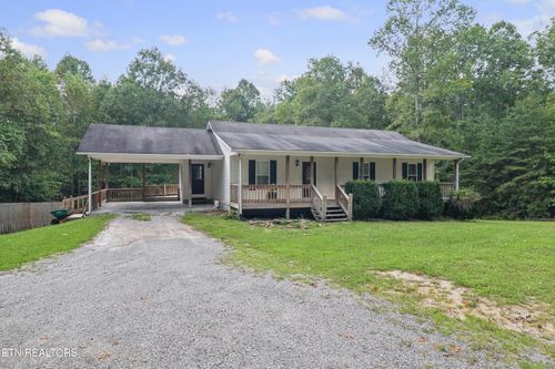 2716 Tinchtown Rd, Jamestown, TN, 38556-2416 | Card Image