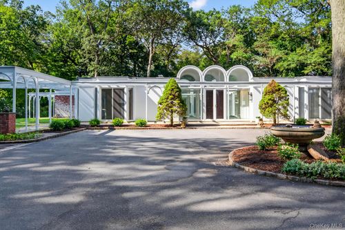 156 Horseshoe Rd, Mill Neck, NY, 11765-1008 | Card Image