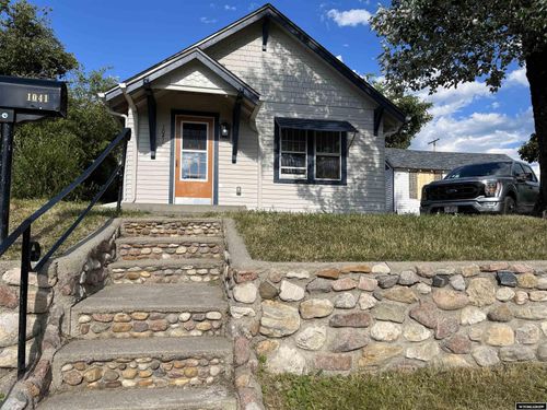 1041 Mckinley St, Casper, WY, 82601-3925 | Card Image