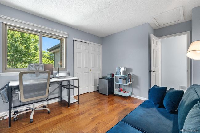 Second upstairs bedroom. Currently used as office. | Image 18