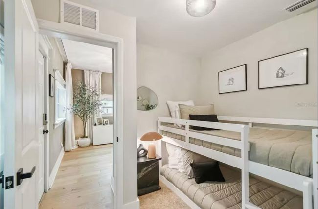 Guest Room | Image 24