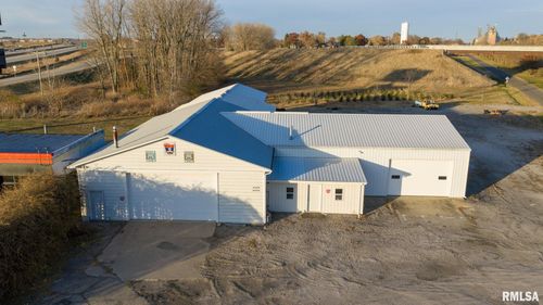 502 S Old Route 66, Williamsville, IL, 62693-9056 | Card Image