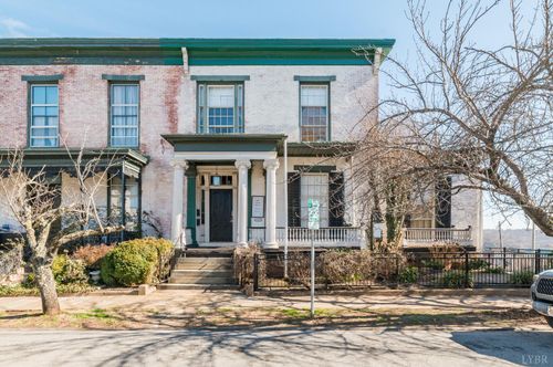 802 Court St, Lynchburg, VA, 24504-1518 | Card Image
