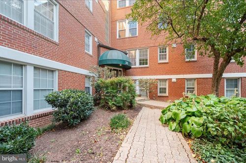 apt-106-e-30 S Old Glebe Rd, ARLINGTON, VA, 22204-1769 | Card Image