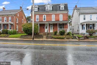 355 W Main Street, Home with 4 bedrooms, 2 bathrooms and null parking in DALLASTOWN PA | Image 1