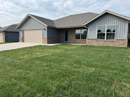 1618 Ridgemont Ave, Monett, MO, 65708-4212 | Card Image