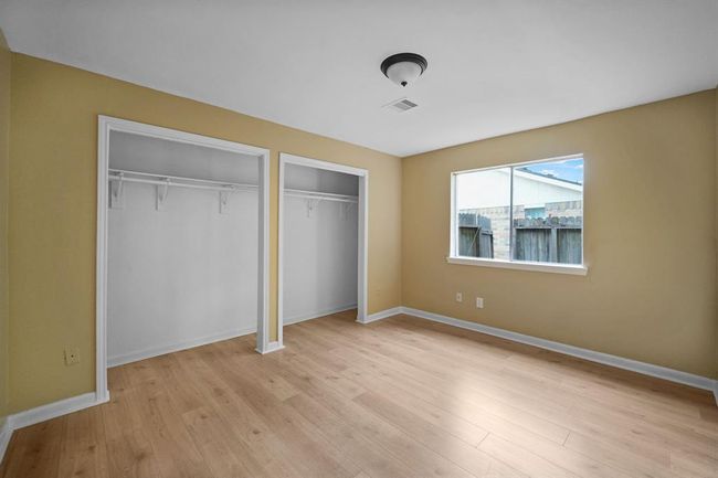 7015 Grackle Dr, House other with 3 bedrooms, 2 bathrooms and 2 parking in Cypress TX | Image 11