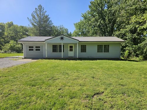 450 W Saddle Club Rd, Bonnie, IL, 62816-3815 | Card Image