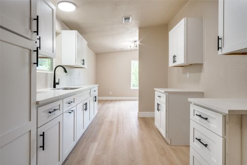 2406 White Oak Trl, Granbury, TX, 76048-2738 | Card Image