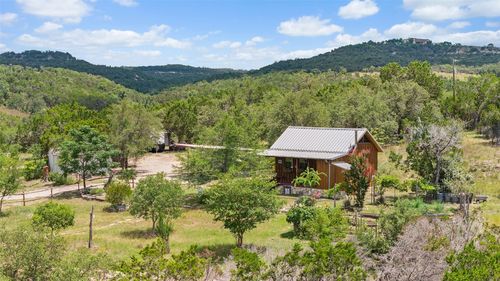 2822 Stagecoach Ranch Rd, Dripping Springs, TX, 78620-2327 | Card Image
