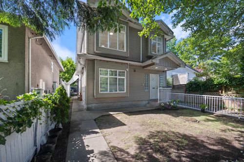 2320 Dundas St, Vancouver, BC, V5L1K1 | Card Image