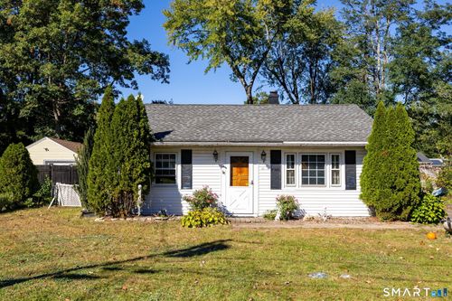 16 Walnut Cir, Windsor Locks, CT, 06096-2022 | Card Image