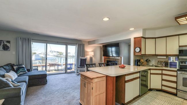 1301 - 1301 Harbour Cv S, Condo with 2 bedrooms, 2 bathrooms and null parking in Somers Point NJ | Image 9