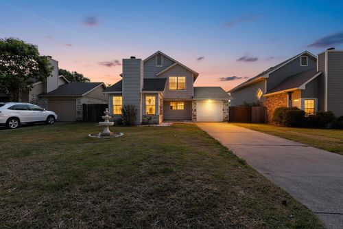 4636 Misty Ridge Dr, Fort Worth, TX, 76137-1548 | Card Image