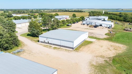 601 4th St Se, De Smet, SD, 57231 | Card Image