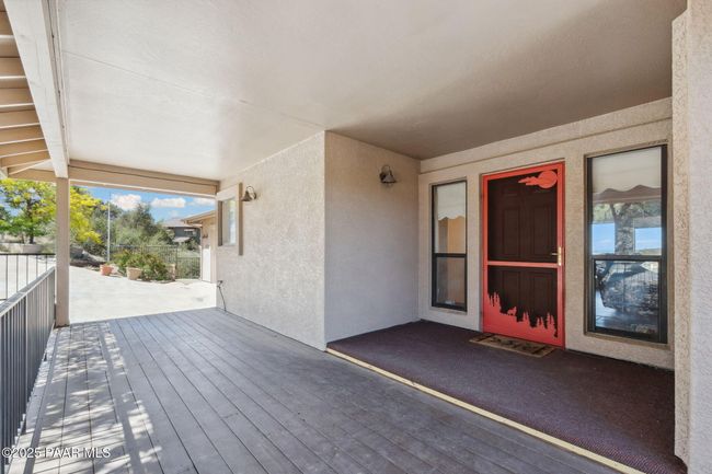 Front Entrance | Image 4