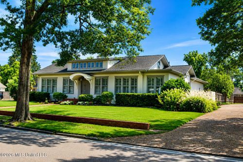 318 Grand Blvd, Greenwood, MS, 38930-3532 | Card Image