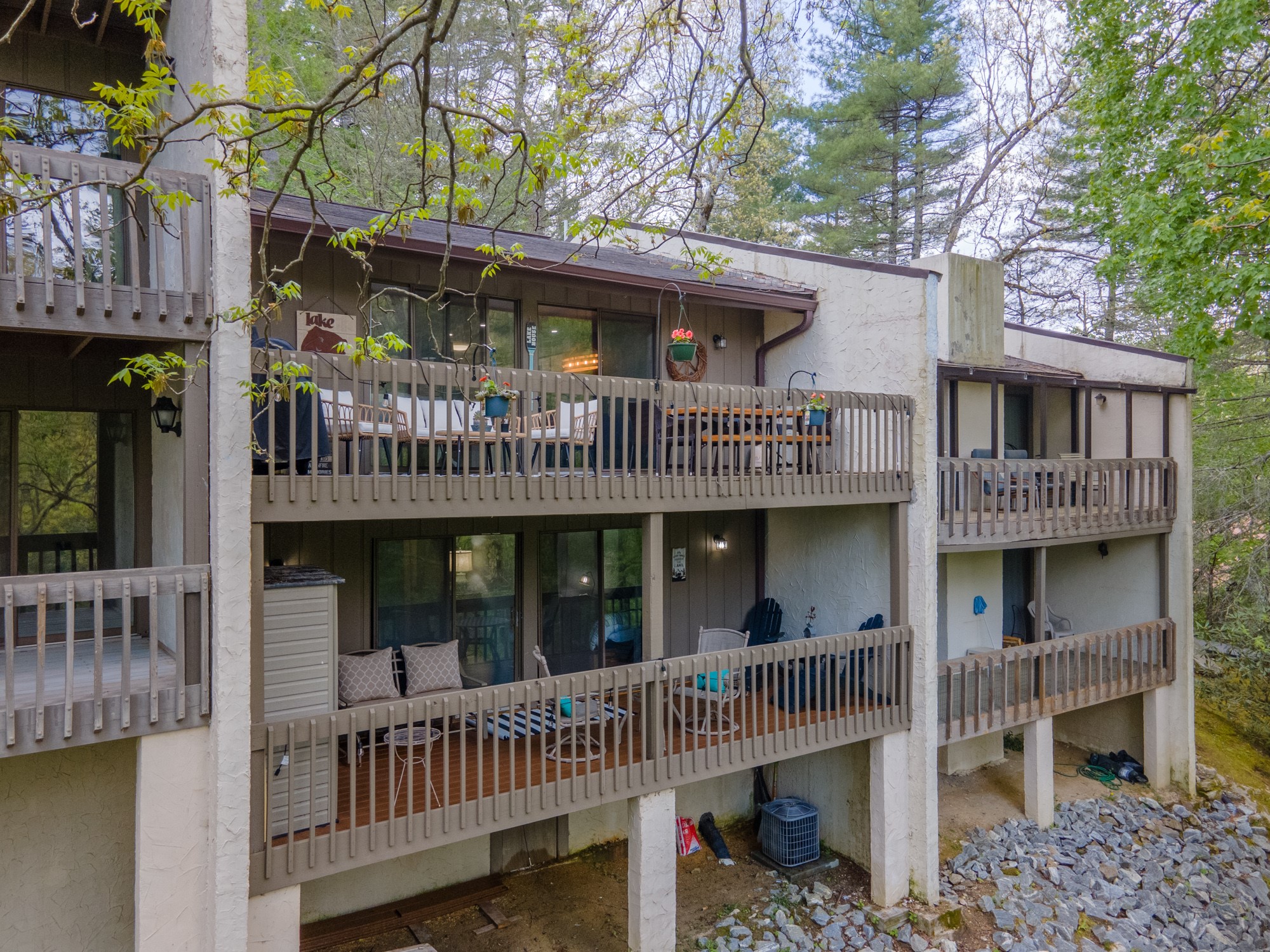 Residential in Sapphire 3