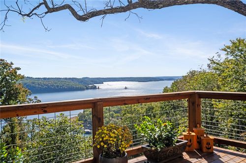 29511 Pine Log Dr, Garfield, AR, 72732-8758 | Card Image