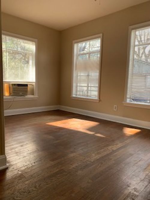 b-1105 Bentwood Rd, Austin, TX, 78722-1009 | Card Image