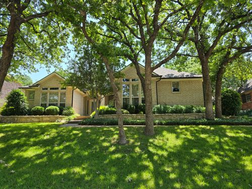 1505 Valley Creek Rd, Denton, TX, 76205-7579 | Card Image