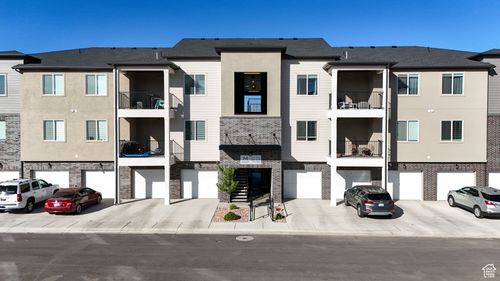 m304-13527 S Shannel Cir, Riverton, UT, 84065 | Card Image