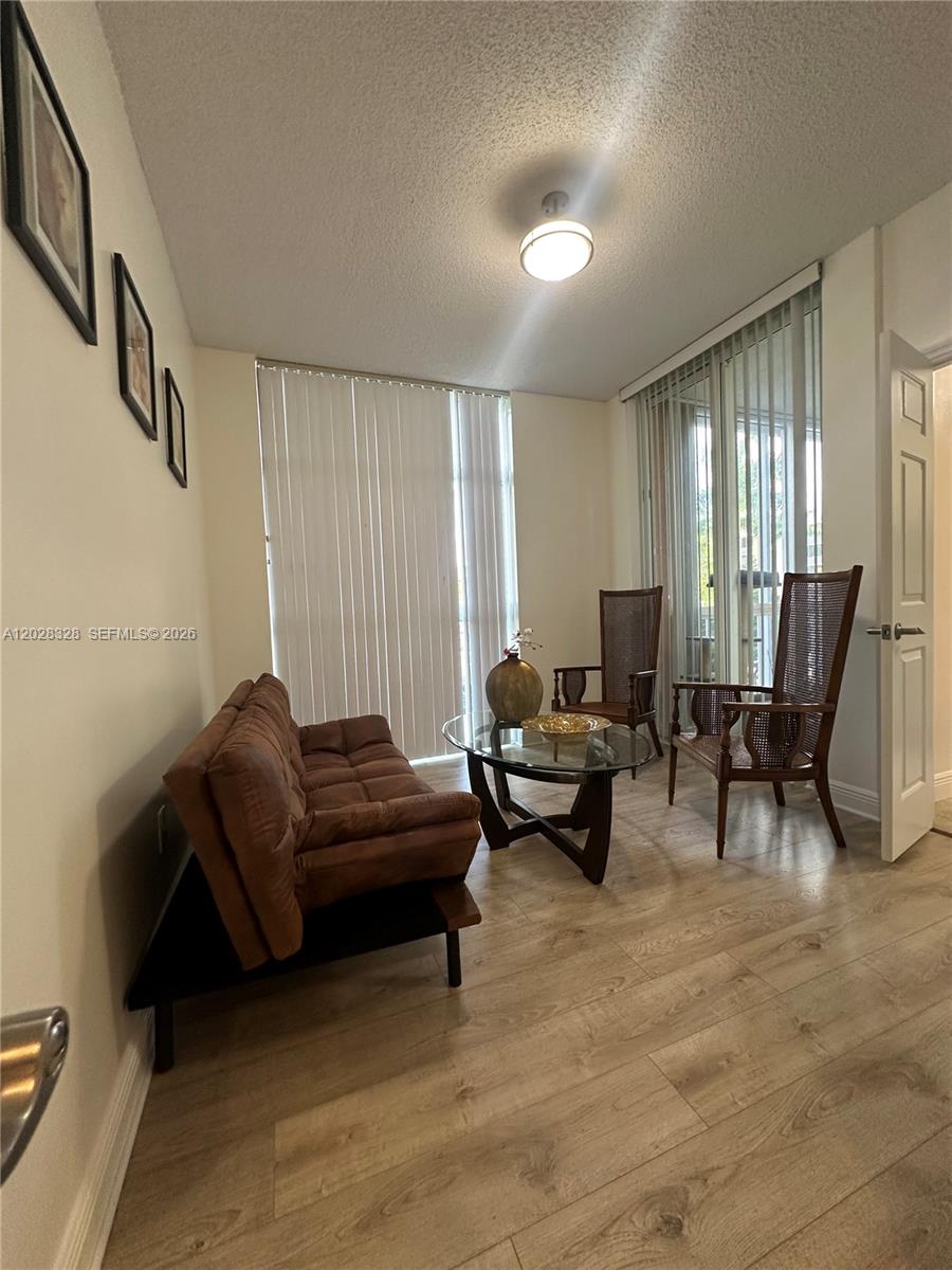 Residential in Doral 5