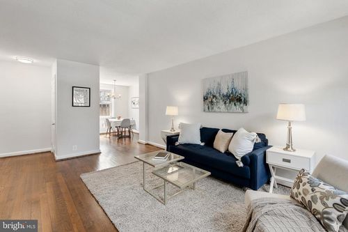 a2-4204 36th St S, ARLINGTON, VA, 22206-1849 | Card Image