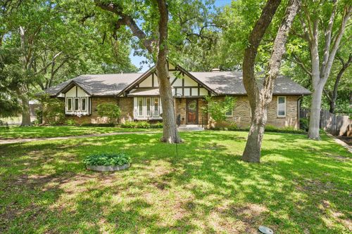 4611 Sagecanyon Ct, Arlington, TX, 76016-1856 | Card Image