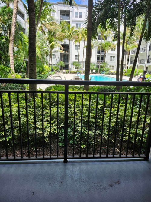 2122-1660 Renaissance Commons Blvd, Boynton Beach, FL, 33426-7200 | Card Image