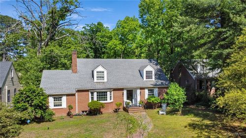 1743 Johnson Rd, Petersburg, VA, 23805-1522 | Card Image