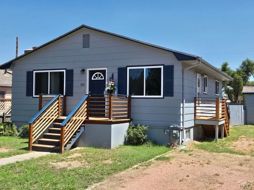 807 Grace Ave, La Junta, CO, 81050-2528 | Card Image