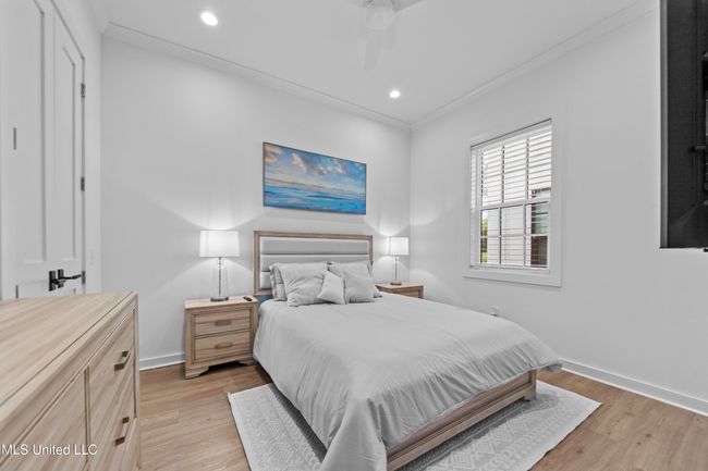 Downstairs Primary Bedroom | Image 10