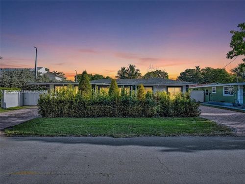 0-1647 Ne 146th St, Miami, FL, 33181 | Card Image