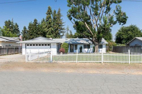 2639 Palm St, Sutter, CA, 95982-2236 | Card Image