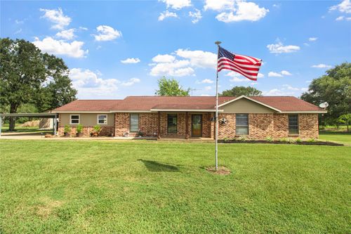 10704 Buls Rd, East Bernard, TX, 77435-9529 | Card Image