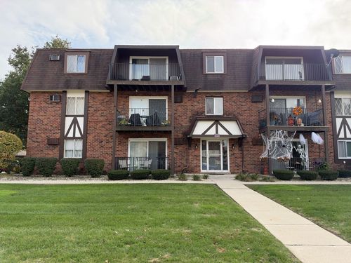 8e-5723 129th Street, Crestwood, IL, 60418 | Card Image