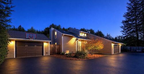 4111 Rohnerville Rd, Fortuna, CA, 95540-3341 | Card Image