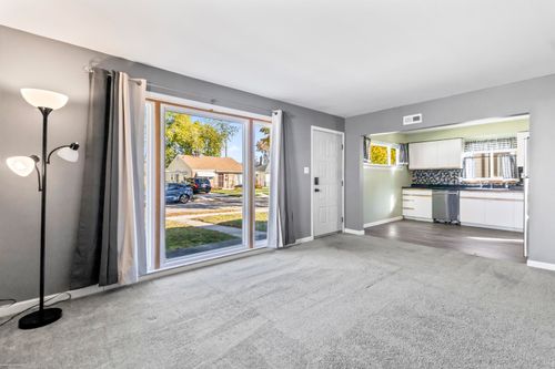 1536 E Goulson Ave, Hazel Park, MI, 48030-1970 | Card Image