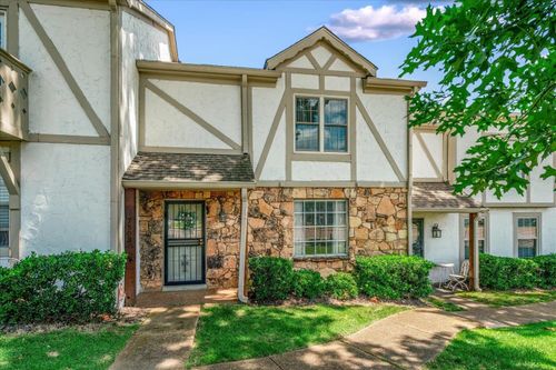 19-7503 Bavarian Dr, Germantown, TN, 38138-2867 | Card Image