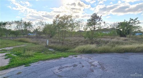 31015 Laureles Circle, Los Fresnos, TX, 78566 | Card Image