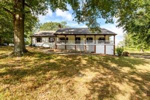 Briscoe Rd, Loganville, GA 30052