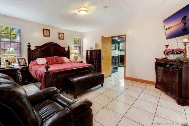2340 Sw 139th Ave, House other with 4 bedrooms, 3 bathrooms and null parking in Miami FL | Image 17