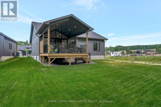 48 Deerview Dr, House other with 3 bedrooms, 3 bathrooms and 6 parking in Trenton ON | Image 35