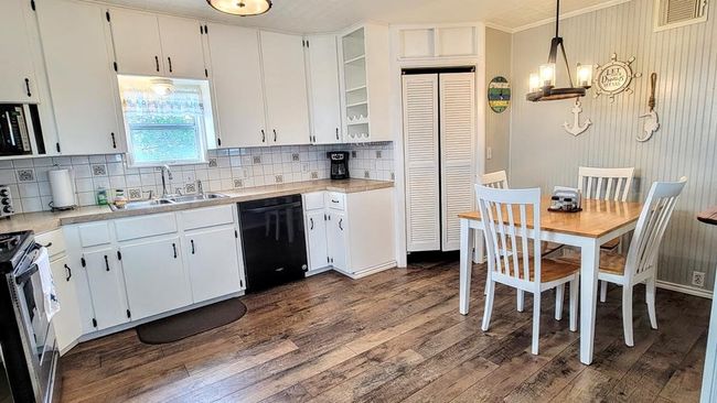 619 Copano Cove Rd, House other with 3 bedrooms, 2 bathrooms and null parking in Rockport TX | Image 9