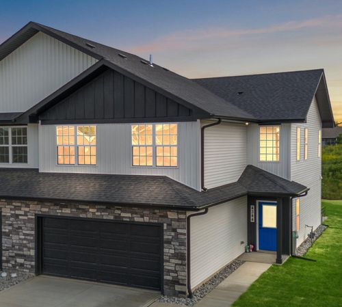 4421 W 77th Ave, Merrillville, IN, 46410-5774 | Card Image