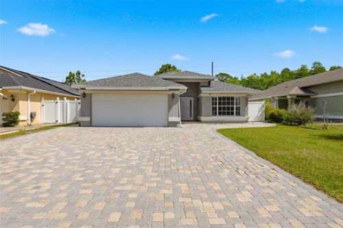 140 Seabreeze Cir, KISSIMMEE, FL, 34743-8328 | Card Image