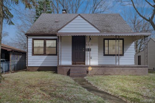 2613 Woodrow Ave, Flint, MI, 48506-3470 | Card Image